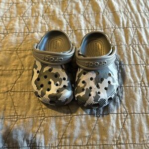 Kids grey camo crocs